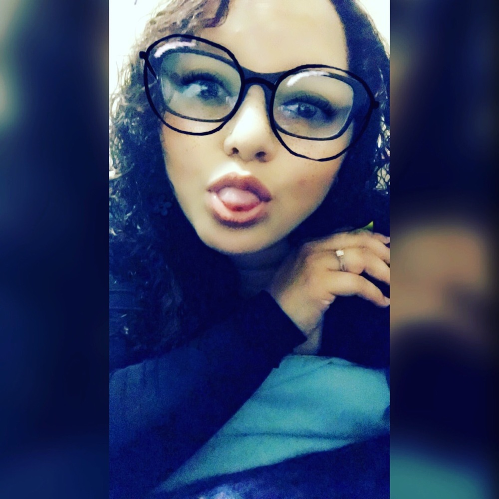 Meet your Posher, Luz